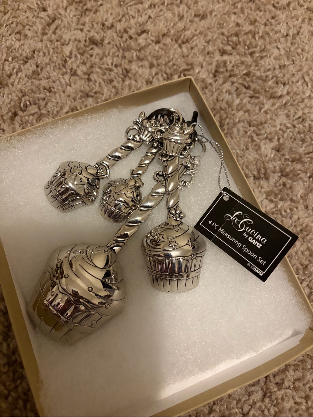 Silver Cupcake Measuring Spoon Set